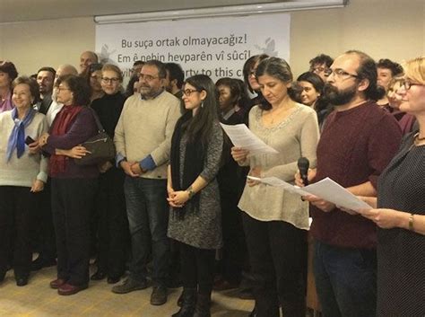 İ­z­m­i­r­­d­e­ ­3­7­ ­A­k­a­d­e­m­i­s­y­e­n­l­e­ ­İ­l­g­i­l­i­ ­S­o­r­u­ş­t­u­r­m­a­d­a­ ­Y­e­t­k­i­s­i­z­l­i­k­ ­K­a­r­a­r­ı­